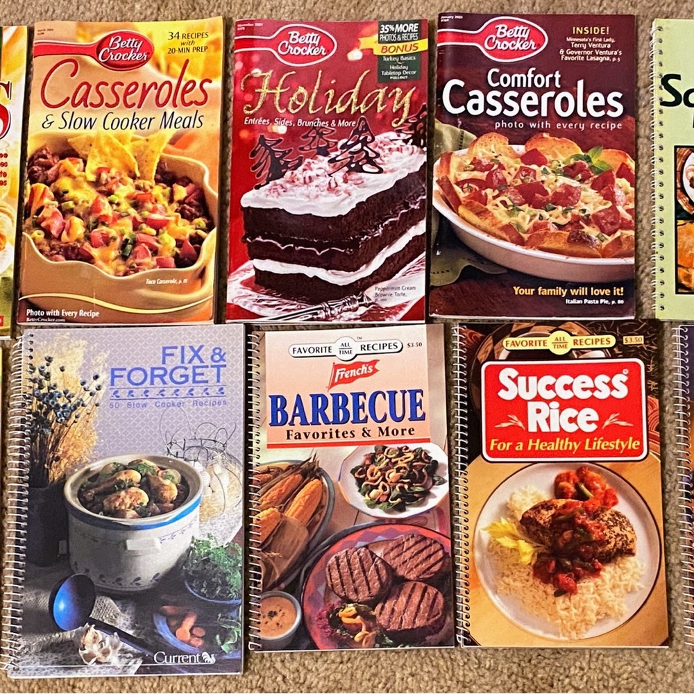 Lot of 10 Vintage Cookbooks/Booklets
